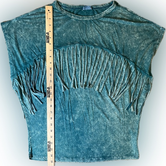 Blue Buttercup Fringe Washed Turquoise Top size S - Picture 6 of 8